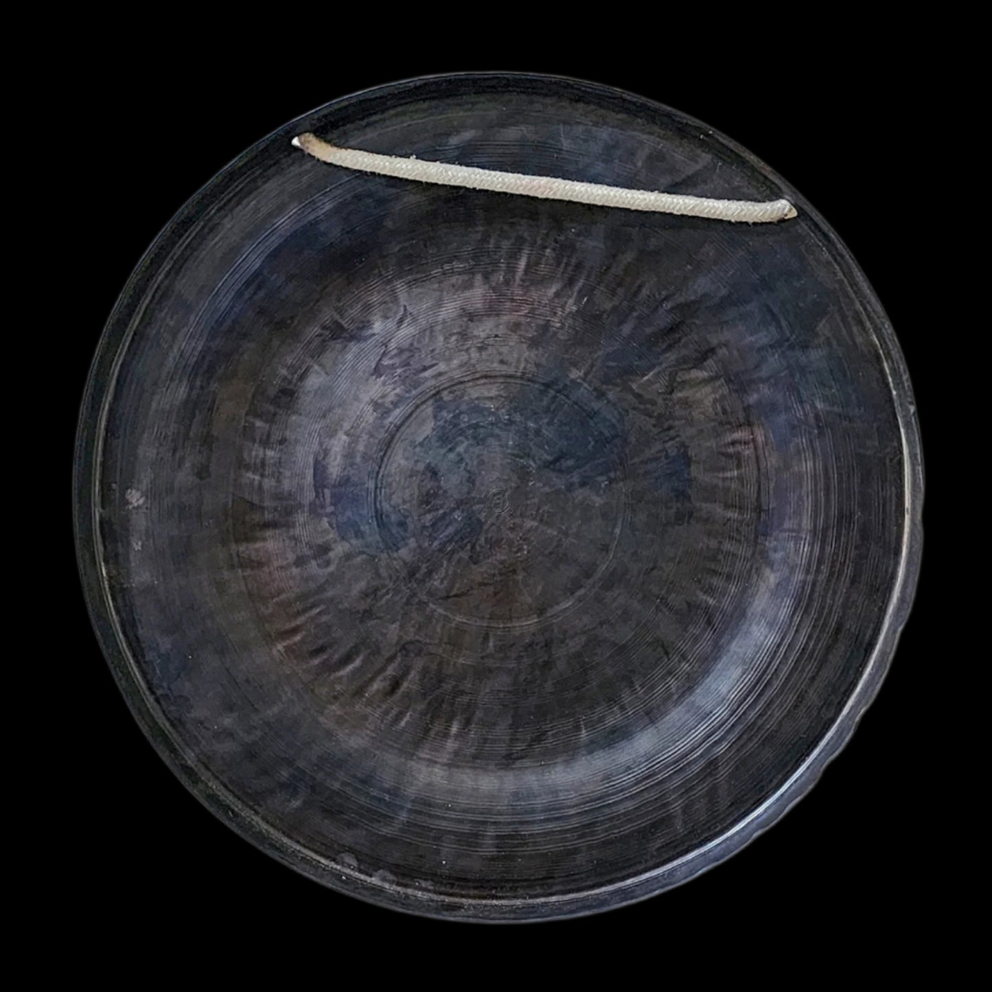 Harmonic Bronze Chau Gong with Tree Etching – A Symbol of Grounding, Growth & Acoustic Grace