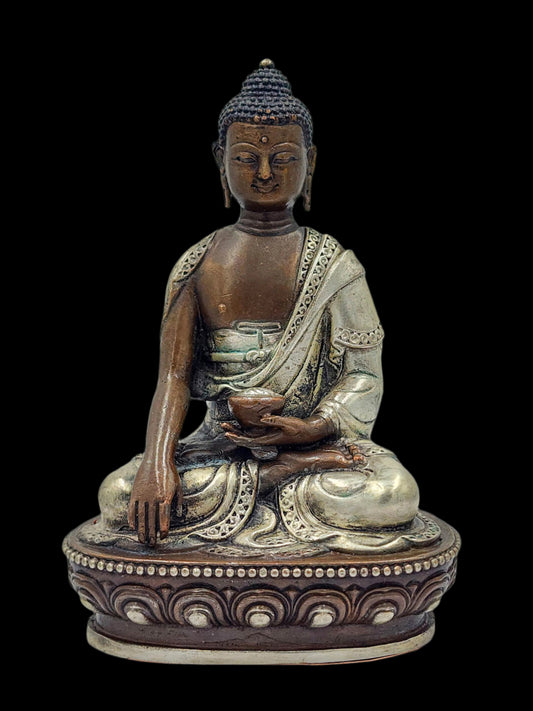 Shakyamuni Buddha – The Enlightened One and Teacher of Humanity